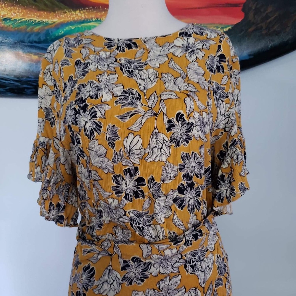 Floral Dress - Picture 5 of 16